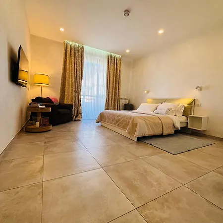 Rifready Con Posto Auto Vicino A Aou Careggi, Meyer, Polo Unifi Appartamento