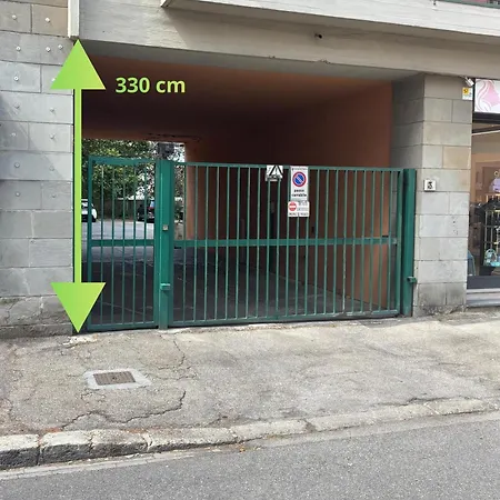 Rifready Con Posto Auto Vicino A Aou Careggi, Meyer, Polo Unifi アパート